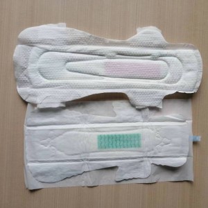 High quality Sanitary Napkins female use Pads Panty liners super soft menstrual pads