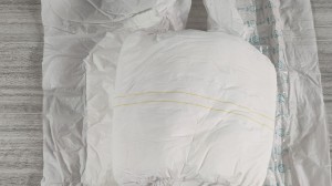 Factory competitive price adult diaper with super absorbency disposable diaper free sample for elderly people