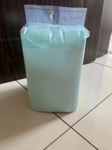 High qualtity adult underpad with super absorbency incontinence supplies nursing care bed pad free sample